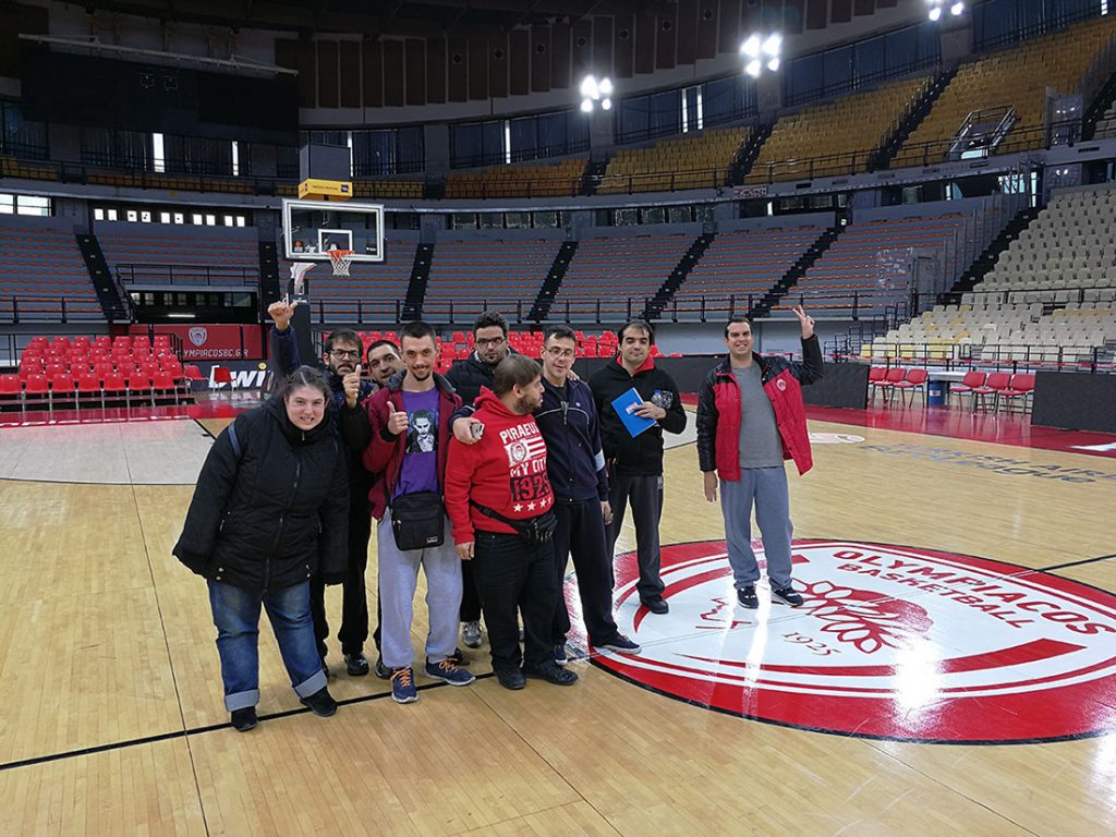 Η Ομάδα Δημοσιογραφίας της Ε.ΨΥ.ΜΕ με την Κ.Α.Ε ΟΛΥΜΠΙΑΚΟΣ